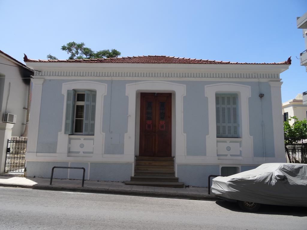 فيلا خانيافي Neoclassical House المظهر الخارجي الصورة